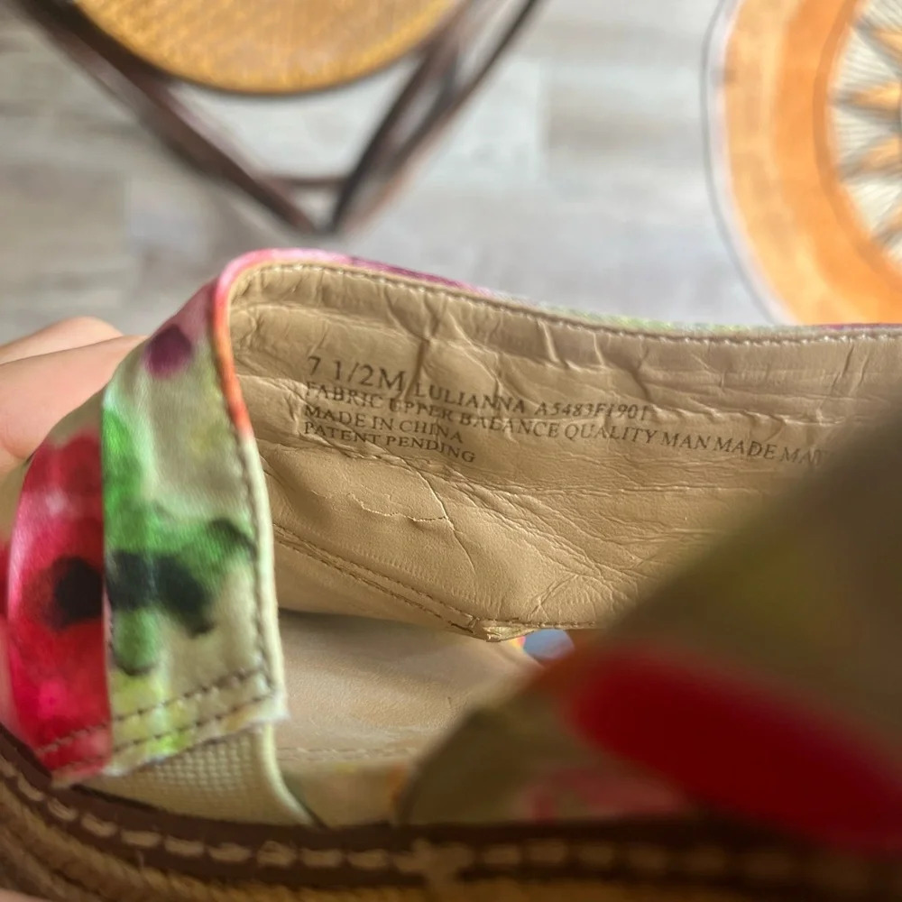 Naturalizer Multicolor Strappy Wedges - Picture 10 of 12